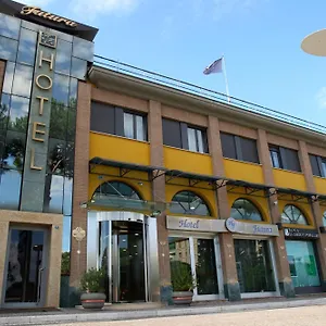 Futura Centro Congressi Nápoles